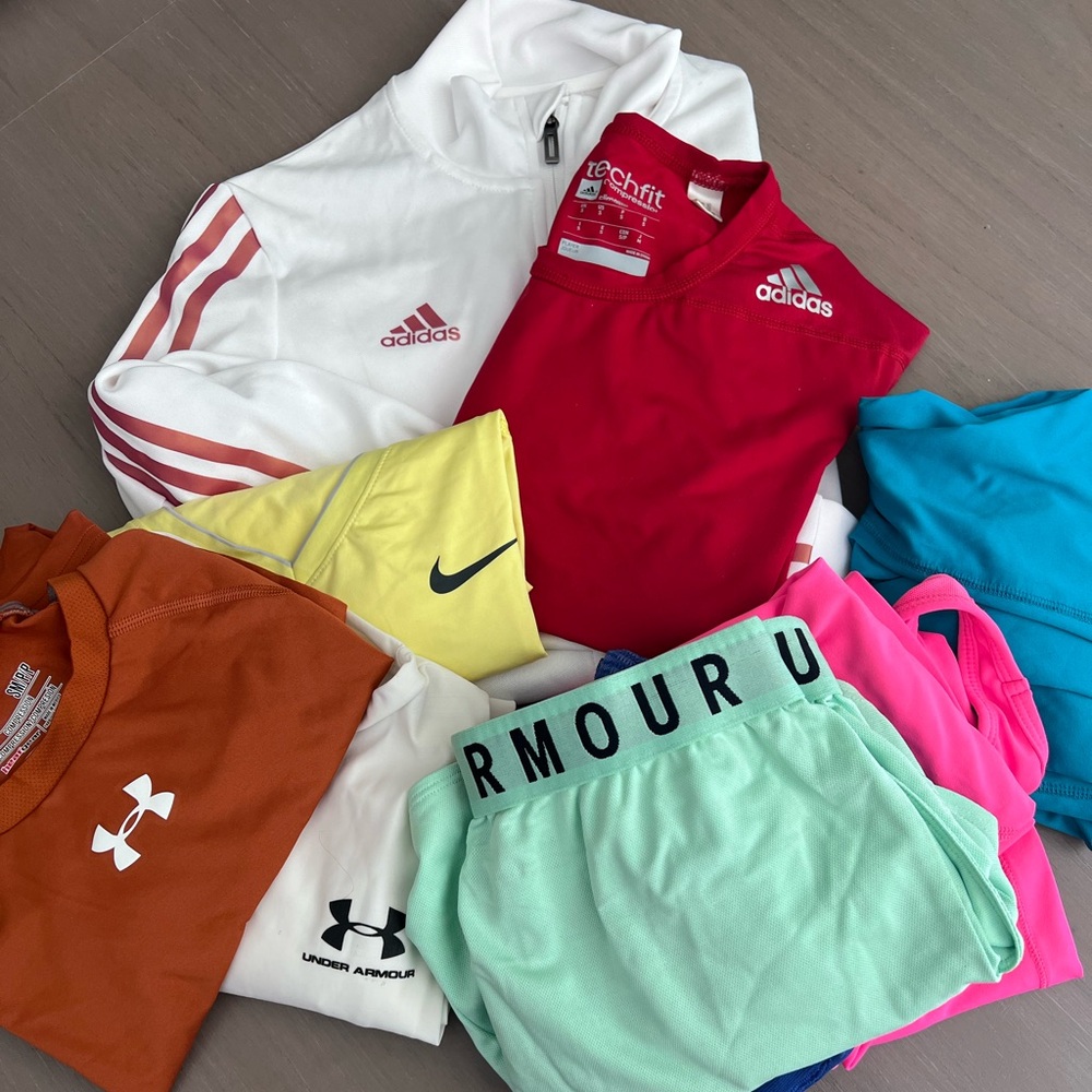 Bundle of 9 sport wear